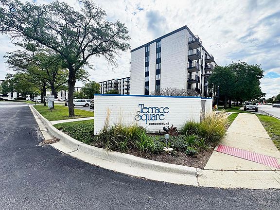2nd image of 9098 W Terrace Dr APT 4K