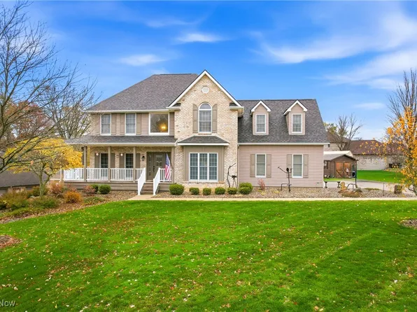 52 Lakhani Ln, Canfield, OH 44406