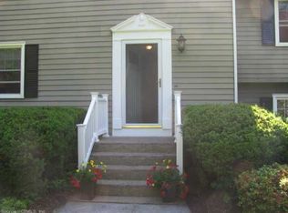 586 Lovely St, Avon, CT 06001