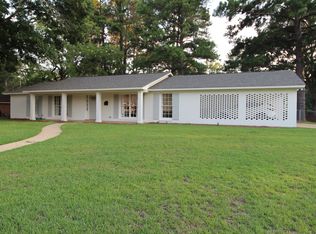 318 Mont Vista Dr, Montgomery, AL 36109