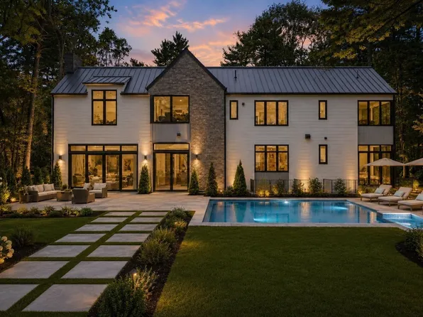 5 Deer Path Ln, Weston, MA 02493