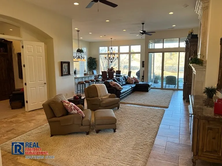 2335 W Sunbrook Dr #8 — Photo 5