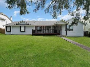 5678 184th St, Surrey, BC V3S4M9