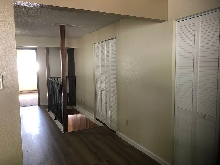 Pinewood Apartments — Photo 20