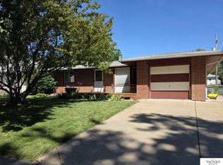 4034 Dunn Ave, Lincoln, NE 68502