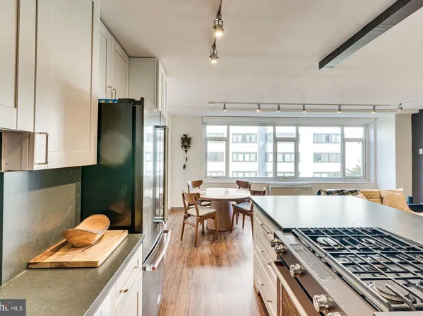 1545 18th St NW Unit 403, Washington, DC 20036