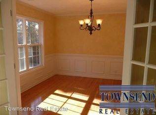 2525 Canford Ln, Fayetteville, NC 28304