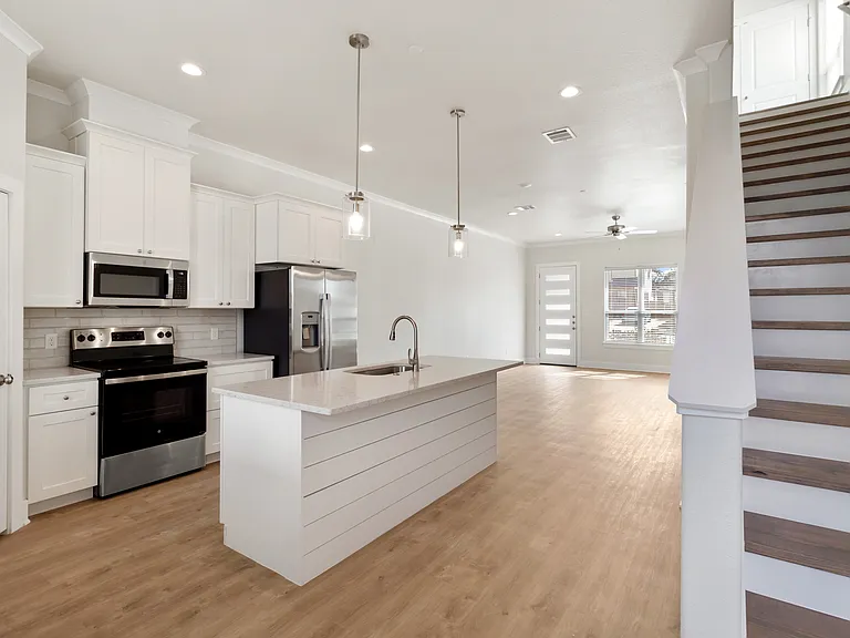 310 Fairway Dr #113 — Photo 22