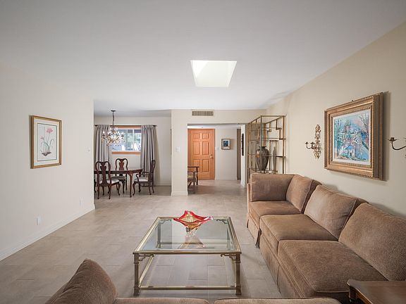 3rd image of 7821 E Mariposa Dr