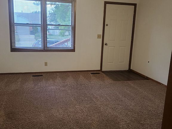 3rd image of 8510 Morning Glory Ln