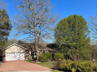 509 Rock Ridge Rd, Branson West, MO 65737