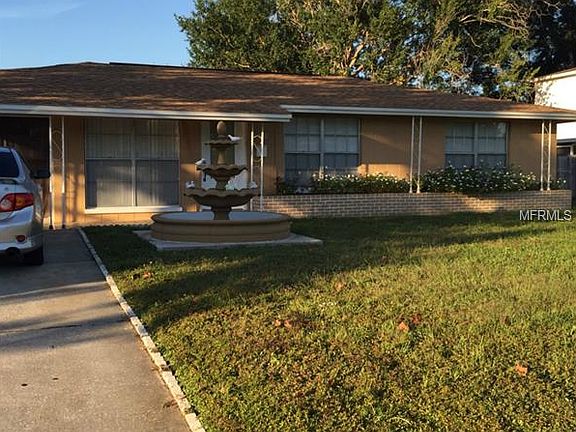 2nd image of 7938 Woodgrove Cir