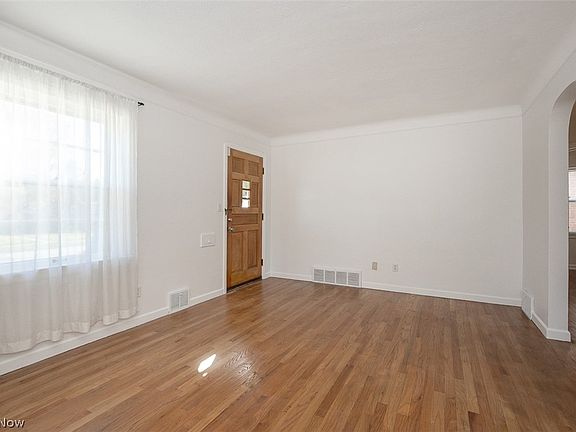 5th image of 4636 W 157th St