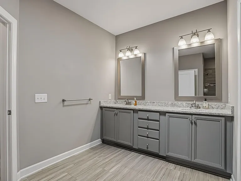 1649 Vineyard Mist Dr — Photo 32