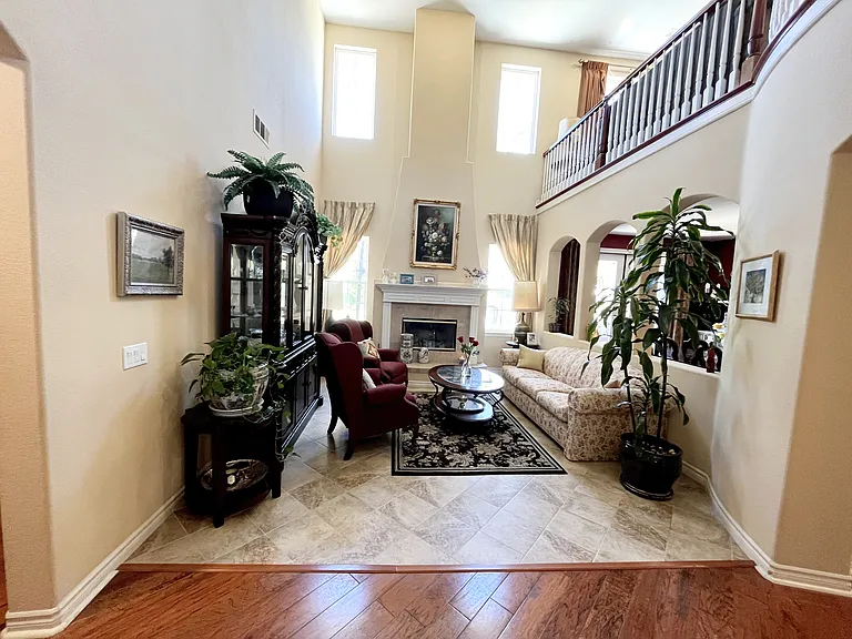 12470 Sundance Ave — Photo 4