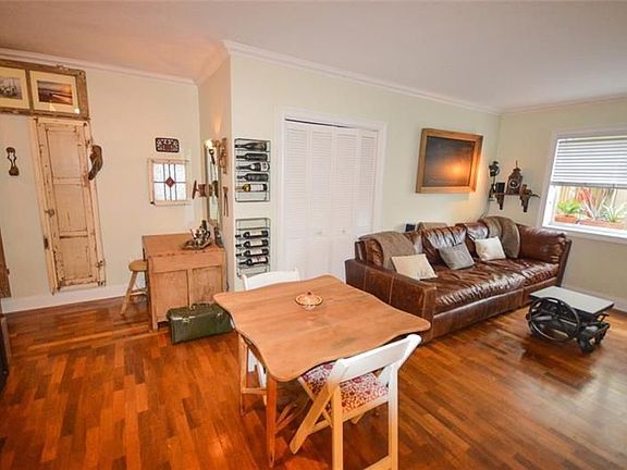 5th image of 455 NE 16th Ave APT 3