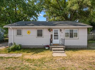 318 54th St SW, Wyoming, MI 49548