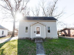 794 W Vernor St, Nashville, IL 62263