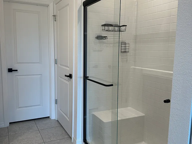 5551 Maddie Dr — Photo 2
