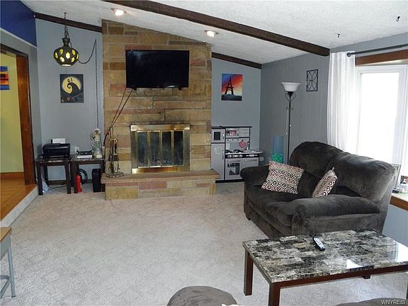 2nd image of 3025 Kirschner Pkwy