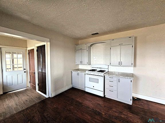 5th image of 1931 S Roosevelt Road B