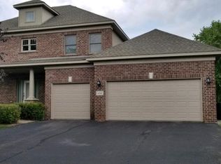 634 Ramsey Cir, Carver, MN 55315