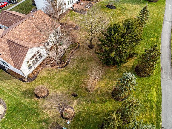 5th image of 7807 Glenmore Dr