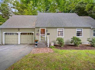 197 Hazardville Rd, Longmeadow, MA 01106