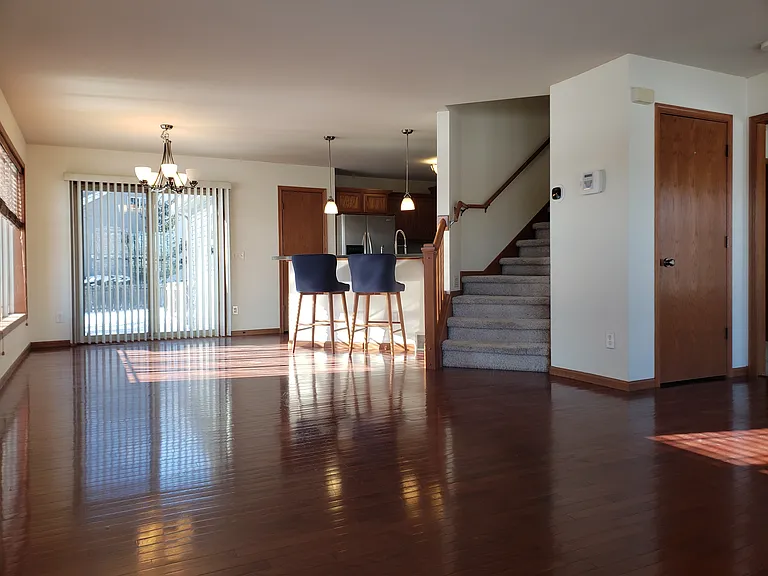 3718 Stonebridge Dr — Photo 5