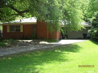 108 Westover Dr, Vicksburg, MS 39180