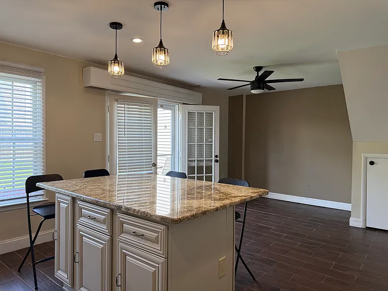 8413 Lyons Pl — Photo 7