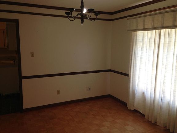 4th image of 7444 Kingsland Dr