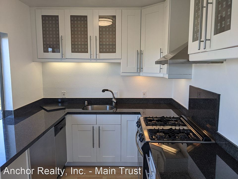 1st image of 567 Corbett Ave APT 2