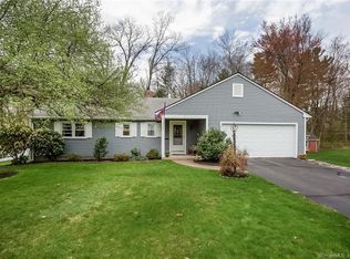 9 Howland Rd, West Hartford, CT 06107