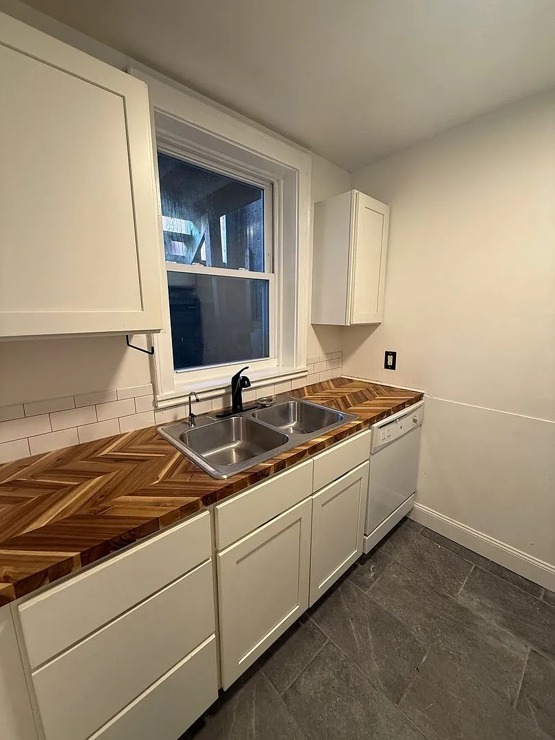 88 Washington St. — Photo 4
