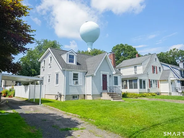 7 Hadik Parkway, Norwalk, CT 06854