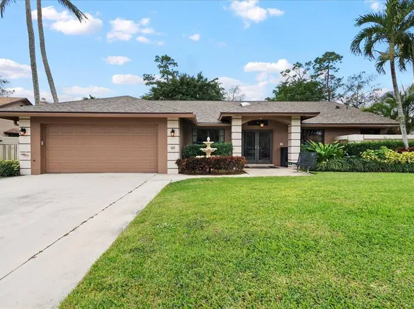 1227 Reading Ter, Wellington, FL 33414