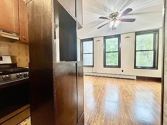 2nd image of 510 W 157th St APT 2