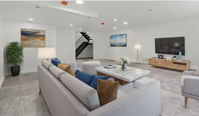 Rented by Compass | media 1