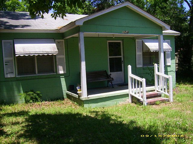 2nd image of 1789 Goff Ave