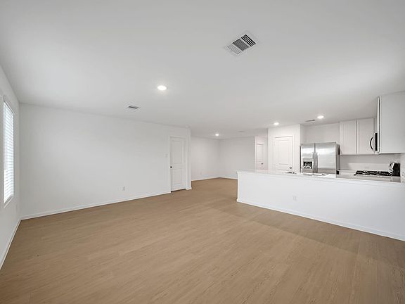 5th image of 25625 Rose Creek Dr