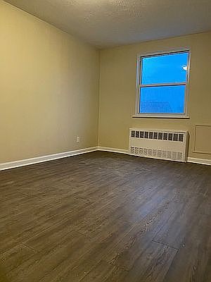 1st image of 9809 Seaview Ave Floor 2