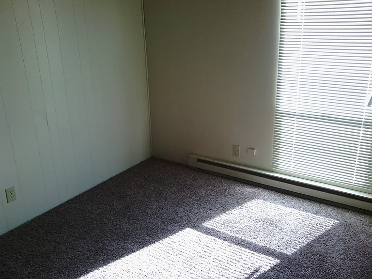 Highland Drive — Photo 3