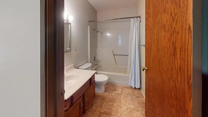 2920 Ontario Ln #11 — Photo 3