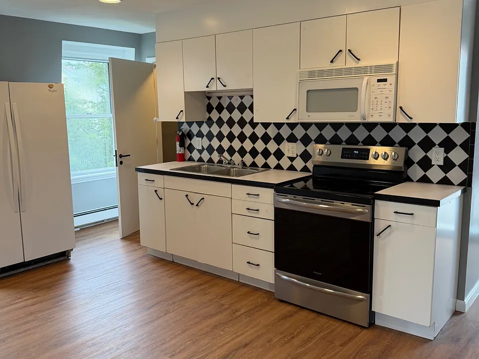 5 Washington Sq #3