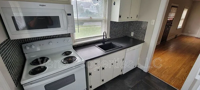 186 Winthrop Ave. Albany, NY — Photo 2