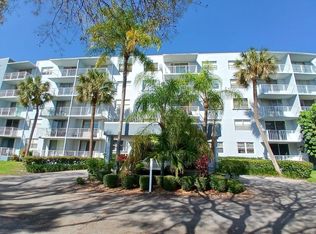 470 Executive Center Dr APT 4N, West Palm Beach, FL 33401