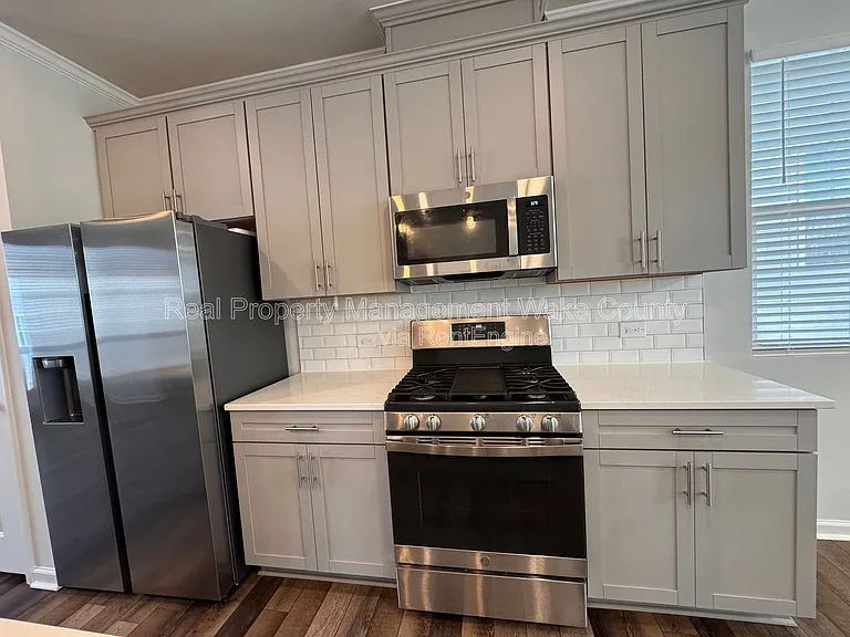 410 Odham Ln — Photo 34
