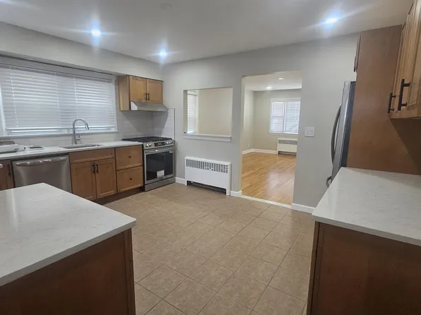 736 3rd Street image 10 of 15