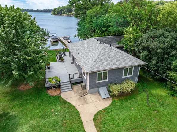 619 Bald Knob Rd, Johnsburg, IL 60051
